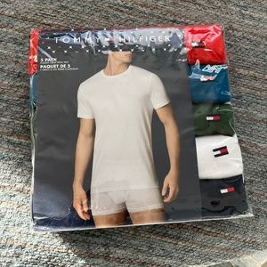 Tommy Hilfiger Men's T-Shirts NEW NEVER WORN Orig Packaging